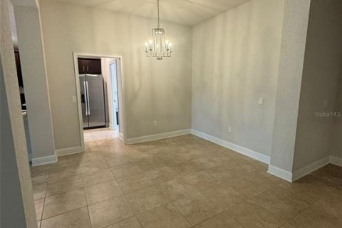 House in Haines City, Florida 3 bedrooms, 183.48 sq.m. № 2376654 - photo 3