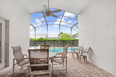 House in Kissimmee, Florida 4 bedrooms, 164.16 sq.m. № 1833192 - photo 24