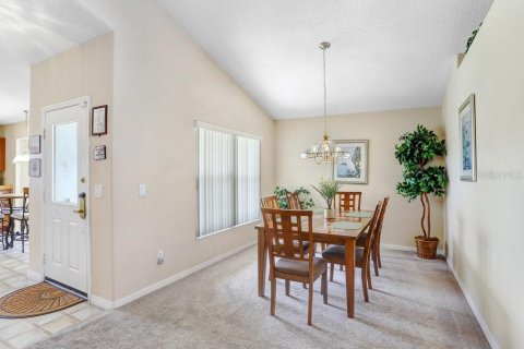 House in Kissimmee, Florida 4 bedrooms, 164.16 sq.m. № 1833192 - photo 9