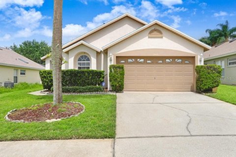 House in Kissimmee, Florida 4 bedrooms, 164.16 sq.m. № 1833192 - photo 1