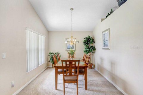 House in Kissimmee, Florida 4 bedrooms, 164.16 sq.m. № 1833192 - photo 8