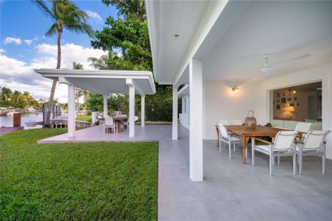 Villa ou maison à vendre à Key Biscayne, Floride: 5 chambres, 316.33 m2 № 2068641 - photo 15