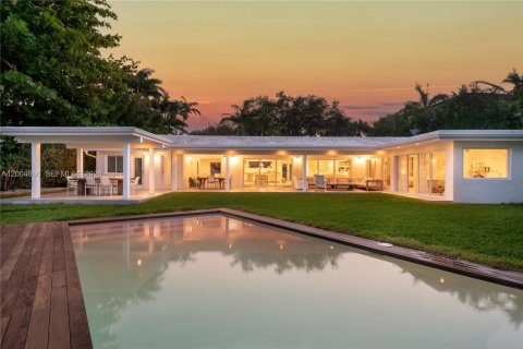 Villa ou maison à vendre à Key Biscayne, Floride: 5 chambres, 316.33 m2 № 2068641 - photo 16