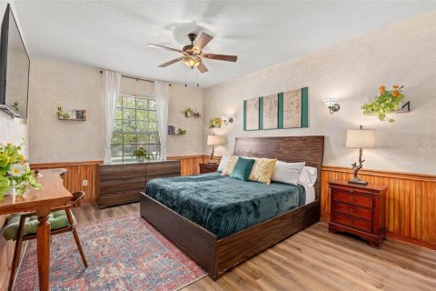 Casa en venta en Kissimmee, Florida, 9 dormitorios, 408.4 m2 № 1906160 - foto 16