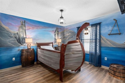 Casa en venta en Kissimmee, Florida, 9 dormitorios, 408.4 m2 № 1906160 - foto 9