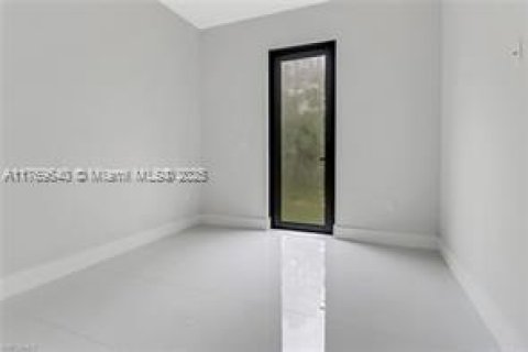 Villa ou maison à vendre à Naples, Floride: 3 chambres № 1867671 - photo 16