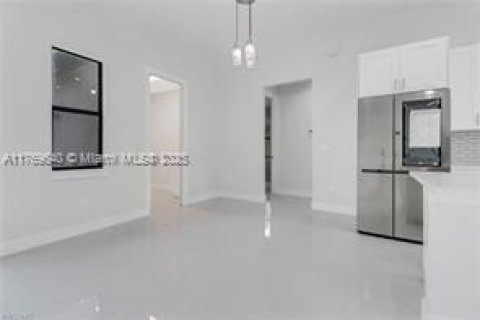 Villa ou maison à vendre à Naples, Floride: 3 chambres № 1867671 - photo 6
