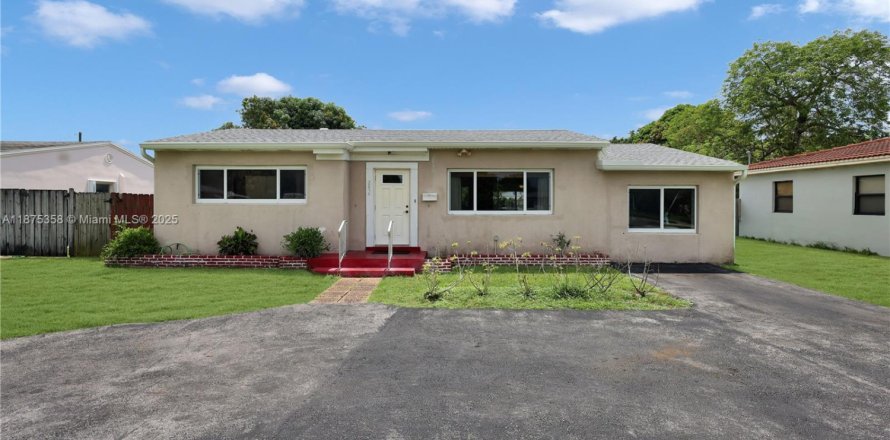 Villa ou maison à Hollywood, Floride 2 chambres, 125.05 m2 № 1921773