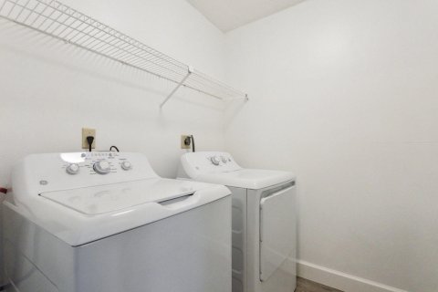 Copropriété à louer à Boynton Beach, Floride: 2 chambres, 70.42 m2 № 1231214 - photo 1