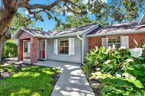 House in Seminole, Florida 3 bedrooms, 198.9 sq.m. № 1784303 - photo 2