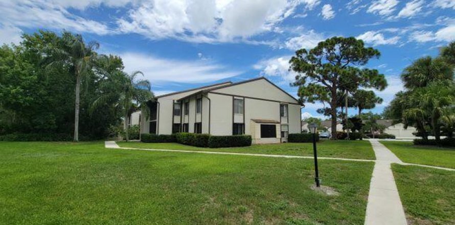 Condo in Palm City, Florida, 2 bedrooms № 1221294