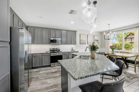 Villa ou maison à vendre à Apollo Beach, Floride: 4 chambres, 235.23 m2 № 2224443 - photo 13