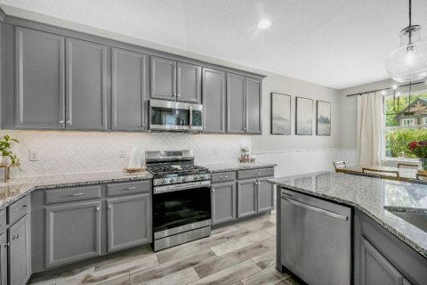 Villa ou maison à vendre à Apollo Beach, Floride: 4 chambres, 235.23 m2 № 2224443 - photo 12