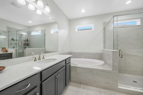 Villa ou maison à vendre à Apollo Beach, Floride: 4 chambres, 235.23 m2 № 2224443 - photo 21