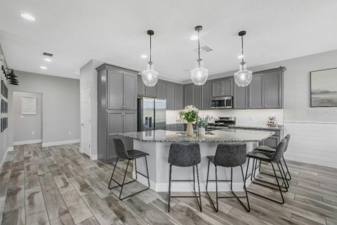Villa ou maison à vendre à Apollo Beach, Floride: 4 chambres, 235.23 m2 № 2224443 - photo 16