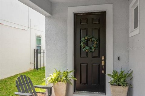 Villa ou maison à vendre à Apollo Beach, Floride: 4 chambres, 235.23 m2 № 2224443 - photo 4