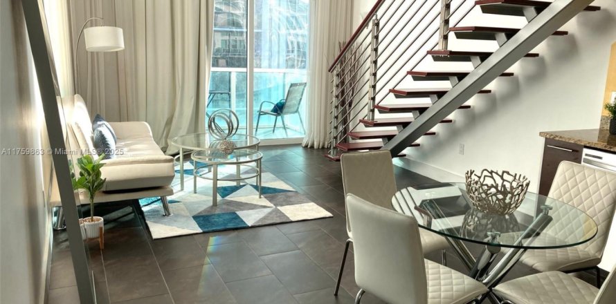 Appartement à Miami, Floride 1 chambre, 98.1 m2 № 1704548