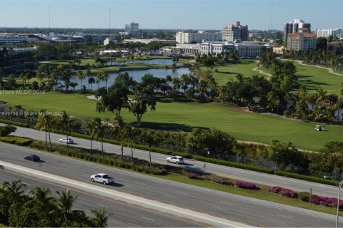 Condo in Aventura, Florida, 2 bedrooms  № 1838624 - photo 6