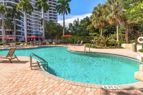 Condo in Aventura, Florida, 2 bedrooms  № 1838624 - photo 5