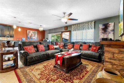 Villa ou maison à vendre à Groveland, Floride: 5 chambres, 310.11 m2 № 1911269 - photo 23