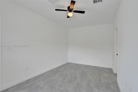 House in Fort Lauderdale, Florida 3 bedrooms № 2189413 - photo 26