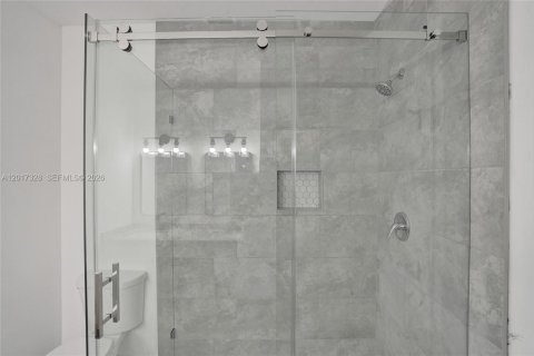 House in Fort Lauderdale, Florida 3 bedrooms № 2189413 - photo 25