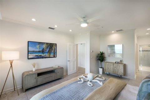 House in Boca Grande, Florida 3 bedrooms, 252.14 sq.m. № 2266971 - photo 19