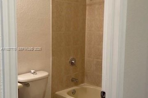 Copropriété à vendre à Doral, Floride: 3 chambres, 128.67 m2 № 1988113 - photo 14