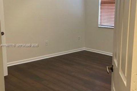 Copropriété à vendre à Doral, Floride: 3 chambres, 128.67 m2 № 1988113 - photo 17