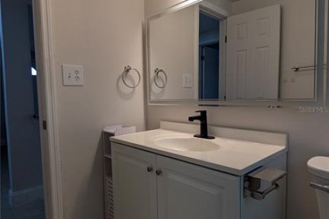 House in Holiday, Florida 2 bedrooms, 84.08 sq.m. № 2391224 - photo 10