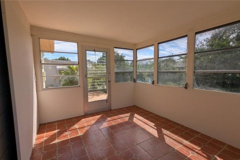 House in Holiday, Florida 2 bedrooms, 84.08 sq.m. № 2391224 - photo 25