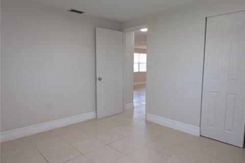 House in Holiday, Florida 2 bedrooms, 84.08 sq.m. № 2391224 - photo 15