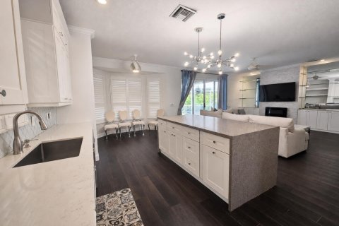 Casa en venta en Boca Raton, Florida, 5 dormitorios, 302.12 m2 № 2278809 - foto 3