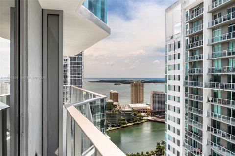 Condo in Miami, Florida, 2 bedrooms  № 2062409 - photo 4