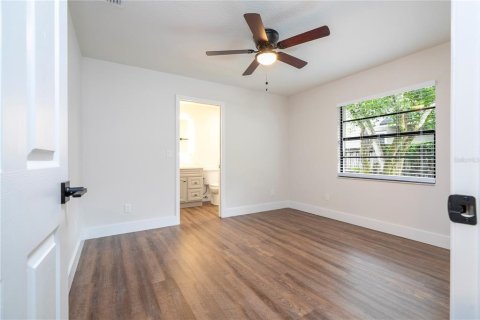 Casa en venta en Orlando, Florida, 3 dormitorios, 167.78 m2 № 2130826 - foto 18