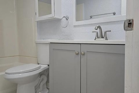Casa en venta en Holiday, Florida, 2 dormitorios, 75.81 m2 № 2386239 - foto 5