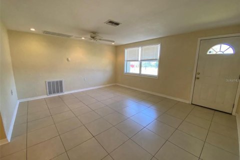 Casa en venta en Holiday, Florida, 2 dormitorios, 75.81 m2 № 2386239 - foto 4