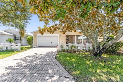 Villa ou maison à vendre à The Villages, Floride: 2 chambres, 106.19 m2 № 2314152 - photo 6