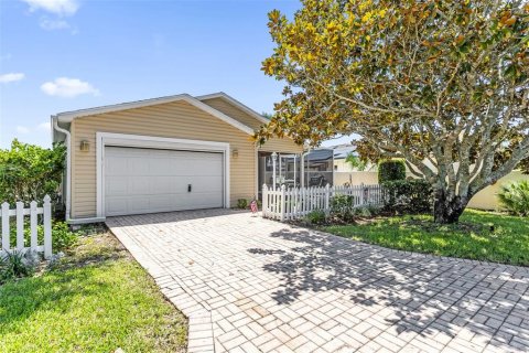 Villa ou maison à vendre à The Villages, Floride: 2 chambres, 106.19 m2 № 2314152 - photo 8