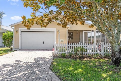 Villa ou maison à The Villages, Floride 2 chambres, 106.19 m2 № 2314152