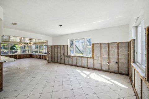 Casa en venta en Crystal River, Florida, 3 dormitorios, 175.59 m2 № 1517579 - foto 22