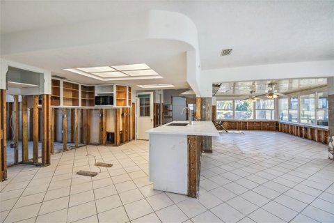 Casa en venta en Crystal River, Florida, 3 dormitorios, 175.59 m2 № 1517579 - foto 13