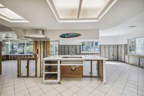 Casa en venta en Crystal River, Florida, 3 dormitorios, 175.59 m2 № 1517579 - foto 15
