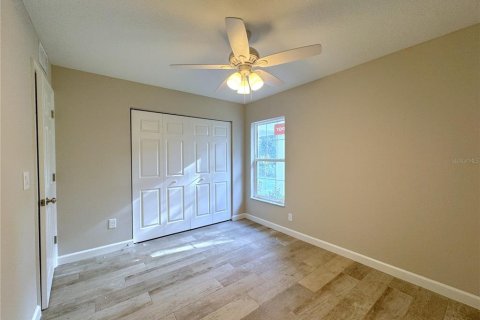 Appartement à louer à Floral City, Floride: 2 chambres, 86.4 m2 № 2358135 - photo 6