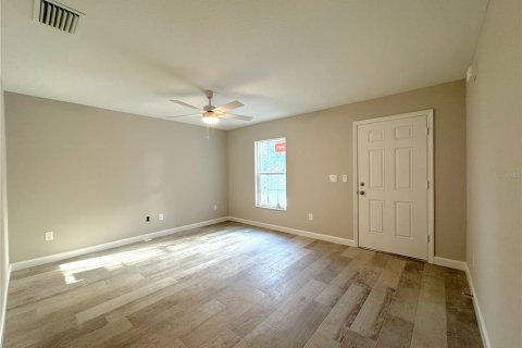 Appartement à louer à Floral City, Floride: 2 chambres, 86.4 m2 № 2358135 - photo 4