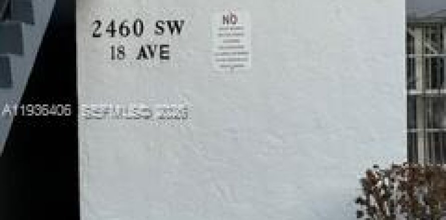 Condominio en Miami, Florida, 2 dormitorios  № 2152569