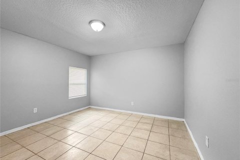 Villa ou maison à louer à Tampa, Floride: 3 chambres, 111.48 m2 № 2403175 - photo 10