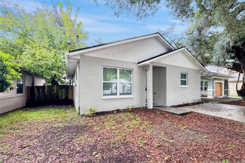 Villa ou maison à louer à Tampa, Floride: 3 chambres, 111.48 m2 № 2403175 - photo 2