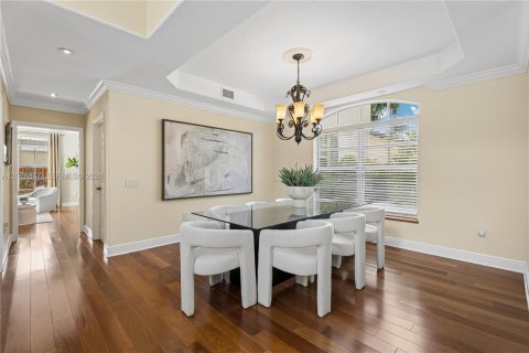 Casa en venta en Palmetto Bay, Florida, 6 dormitorios, 368.91 m2 № 2331308 - foto 8