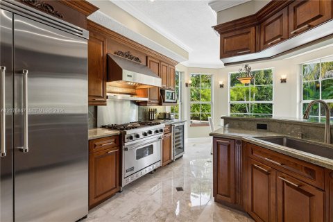 Casa en venta en Palmetto Bay, Florida, 6 dormitorios, 368.91 m2 № 2331308 - foto 13